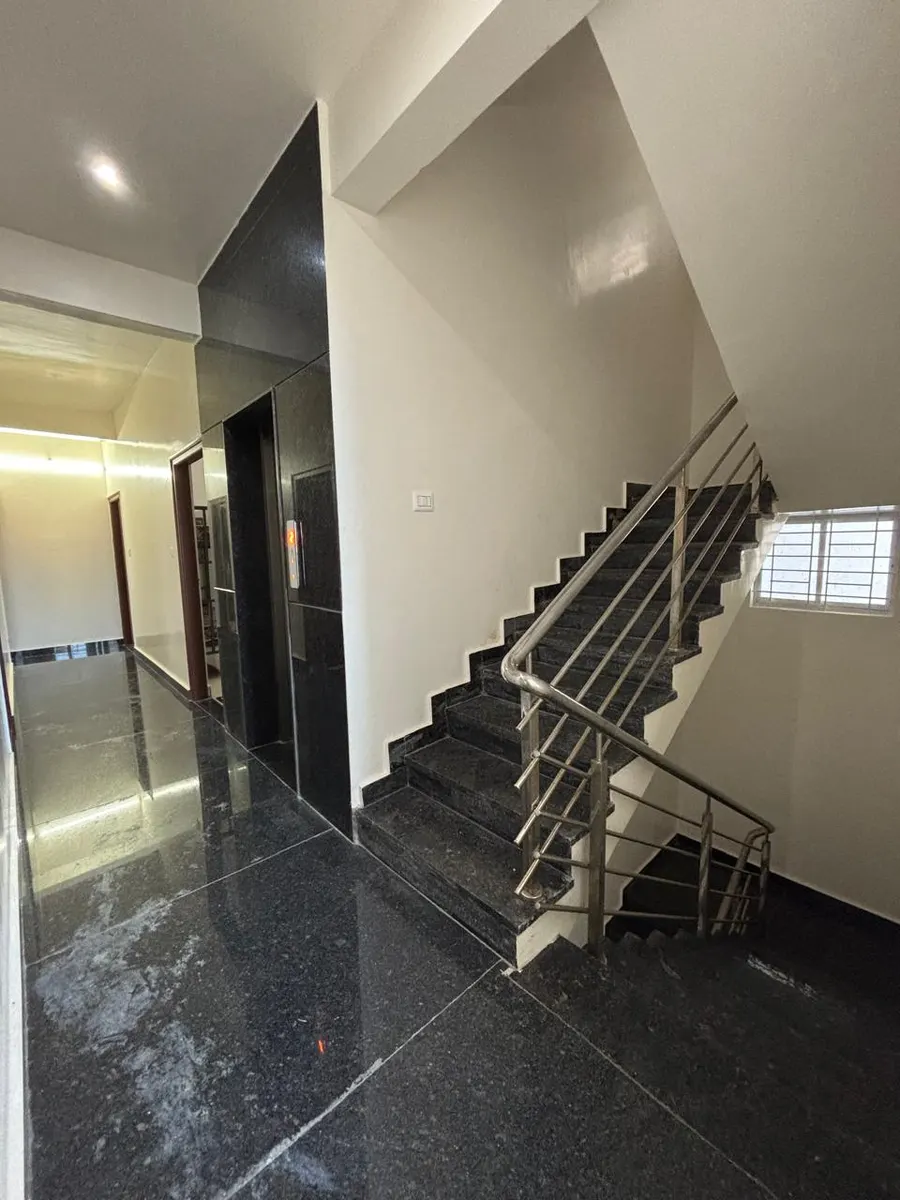 Staircase and lift lobby